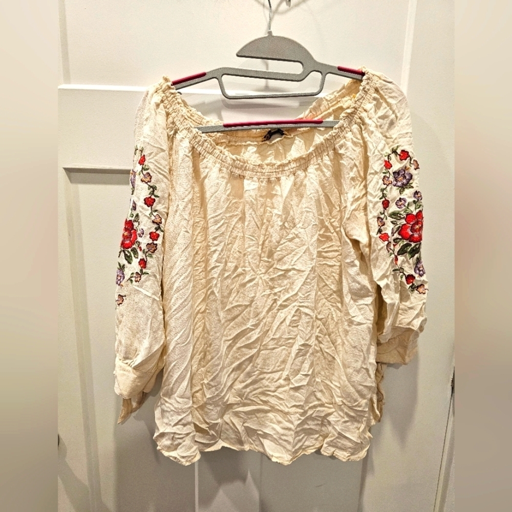 Democracy Cream Embroidered Peasant Top Women’s L Boho Floral Sleeve Rayon Blous